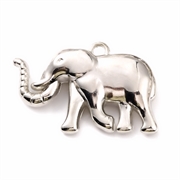 Vedhæng. Elefant. Platineret CCB. 40 mm